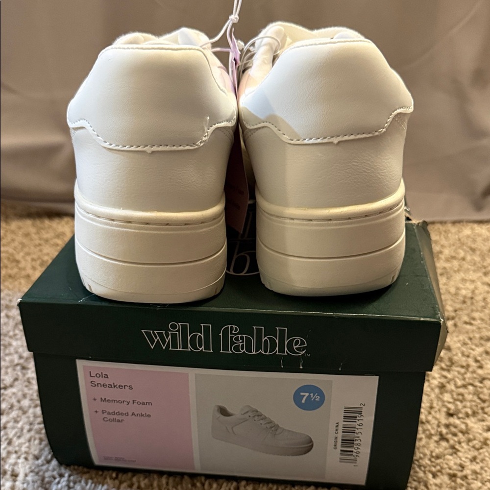 Wild Fable Sneakers - Picture 3 of 3
